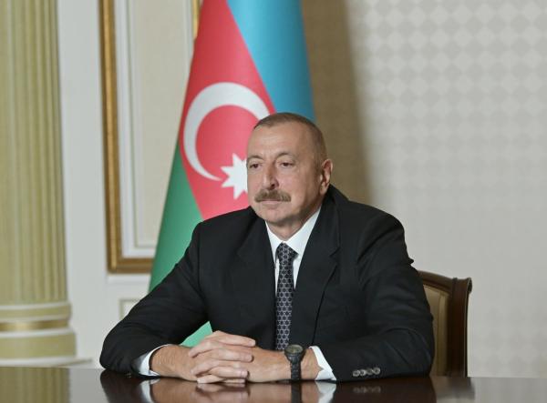 İlham Əliyev Roma Papasını təbrik etdi