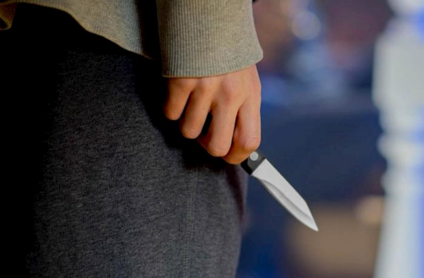 Bakıda məktəbdə beşinci sinif şagirdi qızı bıçaqladı