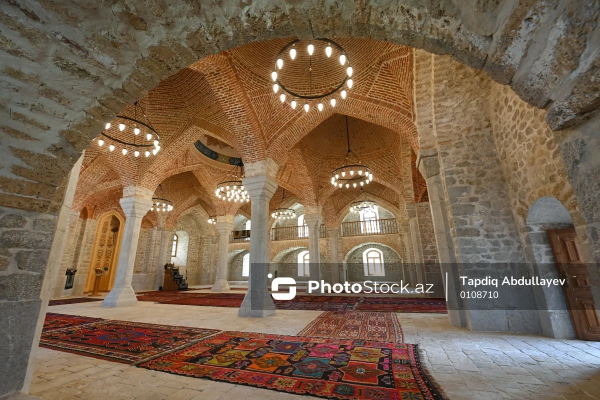Şuşada bayram namazı qılındı