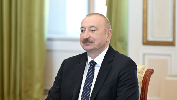 Dövlət başçısı Portuqaliya Prezidentini təbrik edib