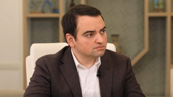 Karapetyanın ölkədən çıxışına qadağa qoyuldu