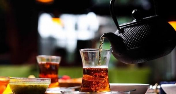 Gündə neçə fincan çay ömrü uzadır? Həkim rəyi
