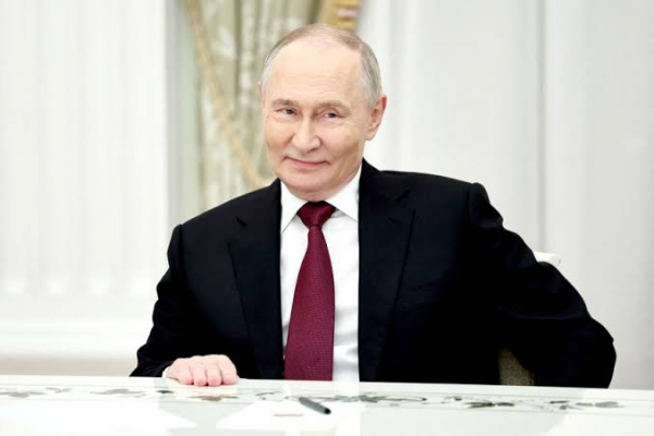 Rusiyada sorğu: Putinə etimad nə qədərdir?