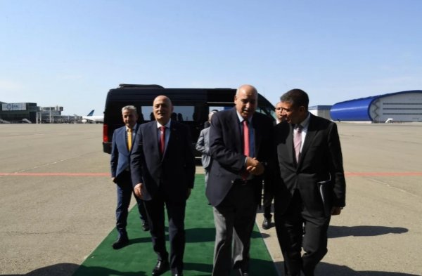 İordaniya parlamentinin sədri Azərbaycana səfərə gəlib