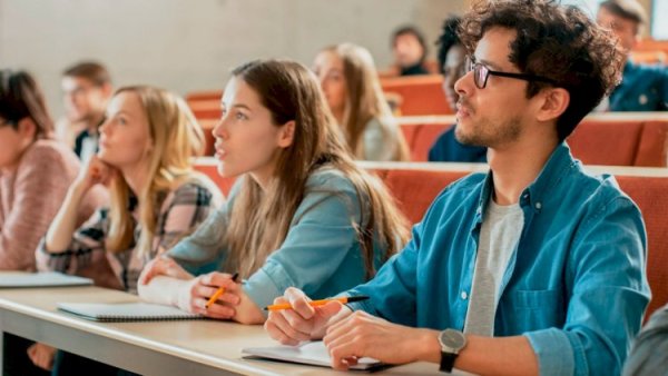 Son 5 ildə Azərbaycanda 47 890 tələbə universitetlərdən qovulub