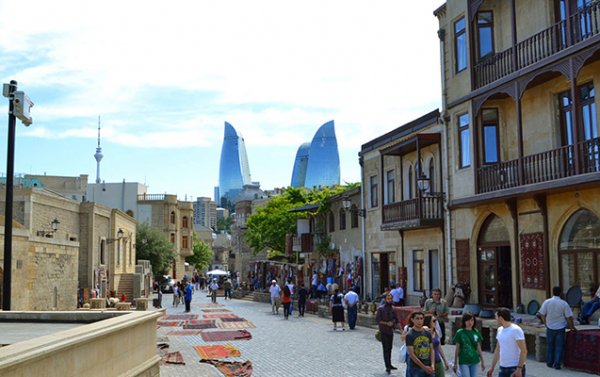 Azərbaycana Avropadan turist axını artıb