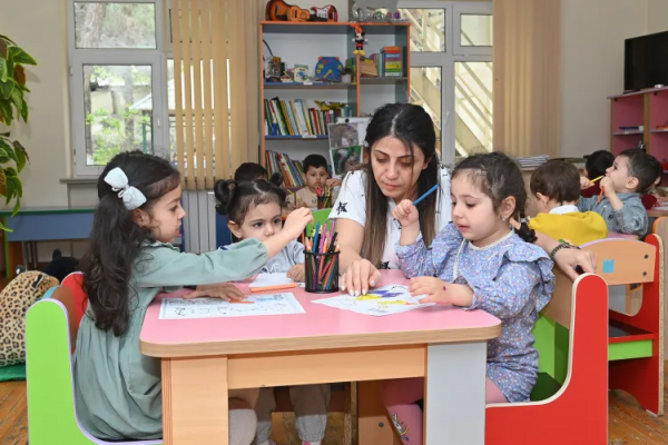 Bağça müəllimlərinin NƏZƏRİNƏ: Sertifikatlaşdırmanın çərçivə sənədi açıqlandı