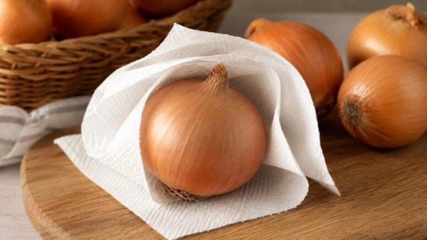 Soğanları kağız salfetə bükənlər bu dərddən qurtulur