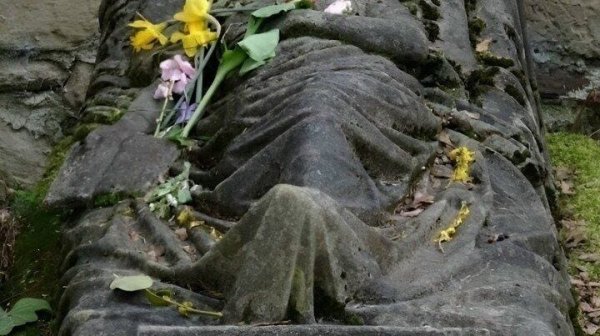 150 ildən çoxdur sirri açılmayan məzar