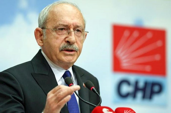 264 keçmiş millət vəkili CHP-dən istefa verdi